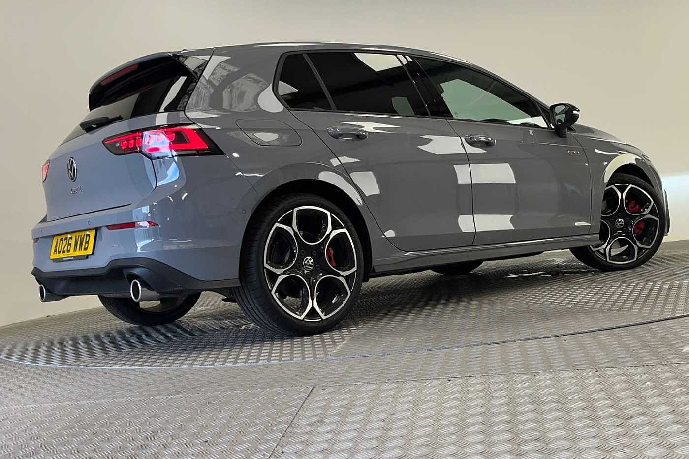 Volkswagen Golf GTI