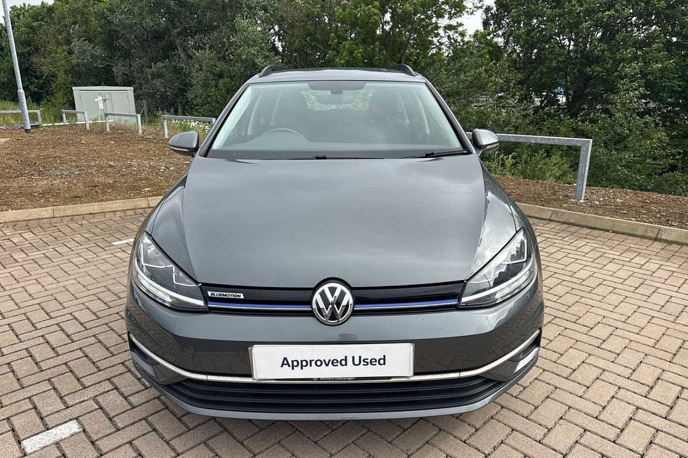 Volkswagen Golf Estate