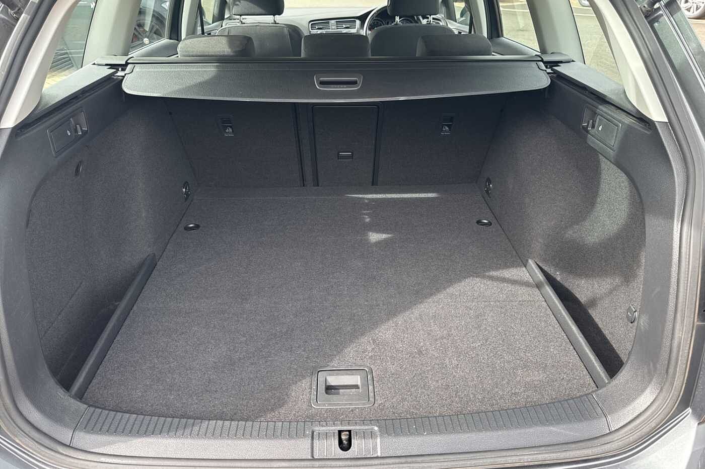 Volkswagen Golf Estate