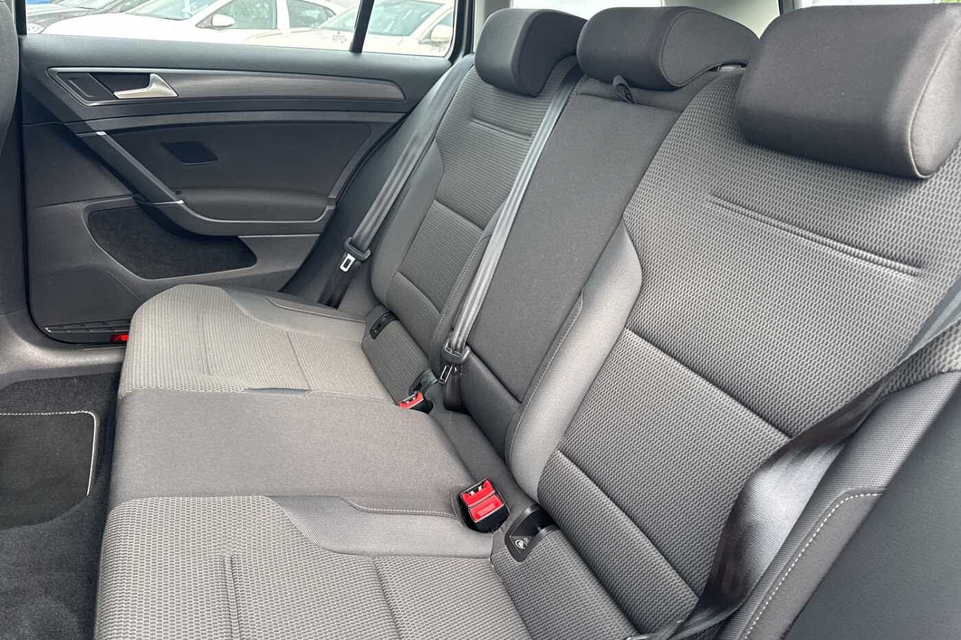 Volkswagen Golf Estate