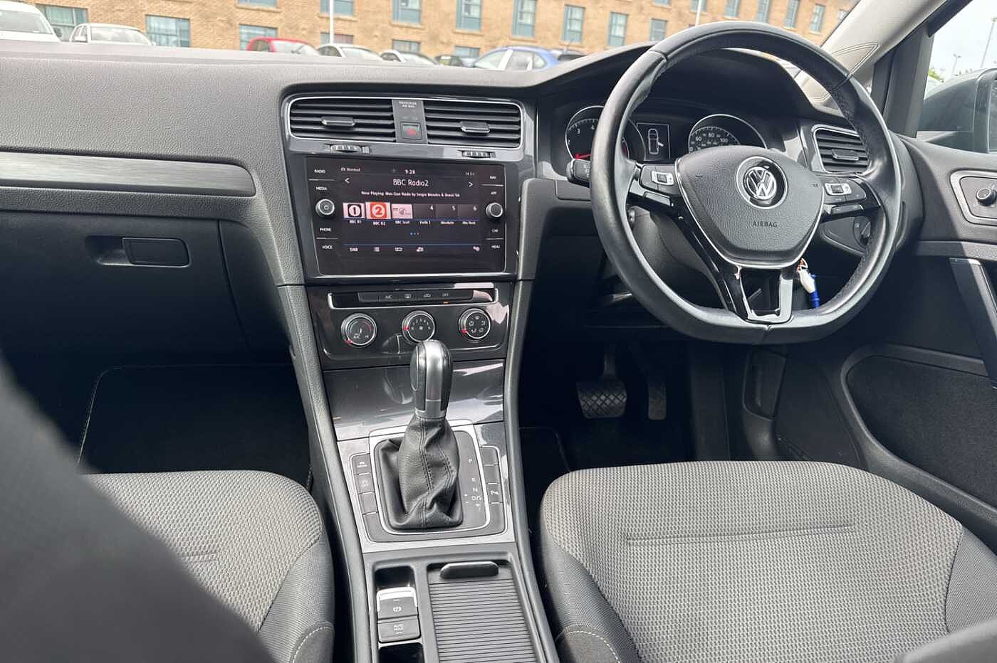 Volkswagen Golf Estate
