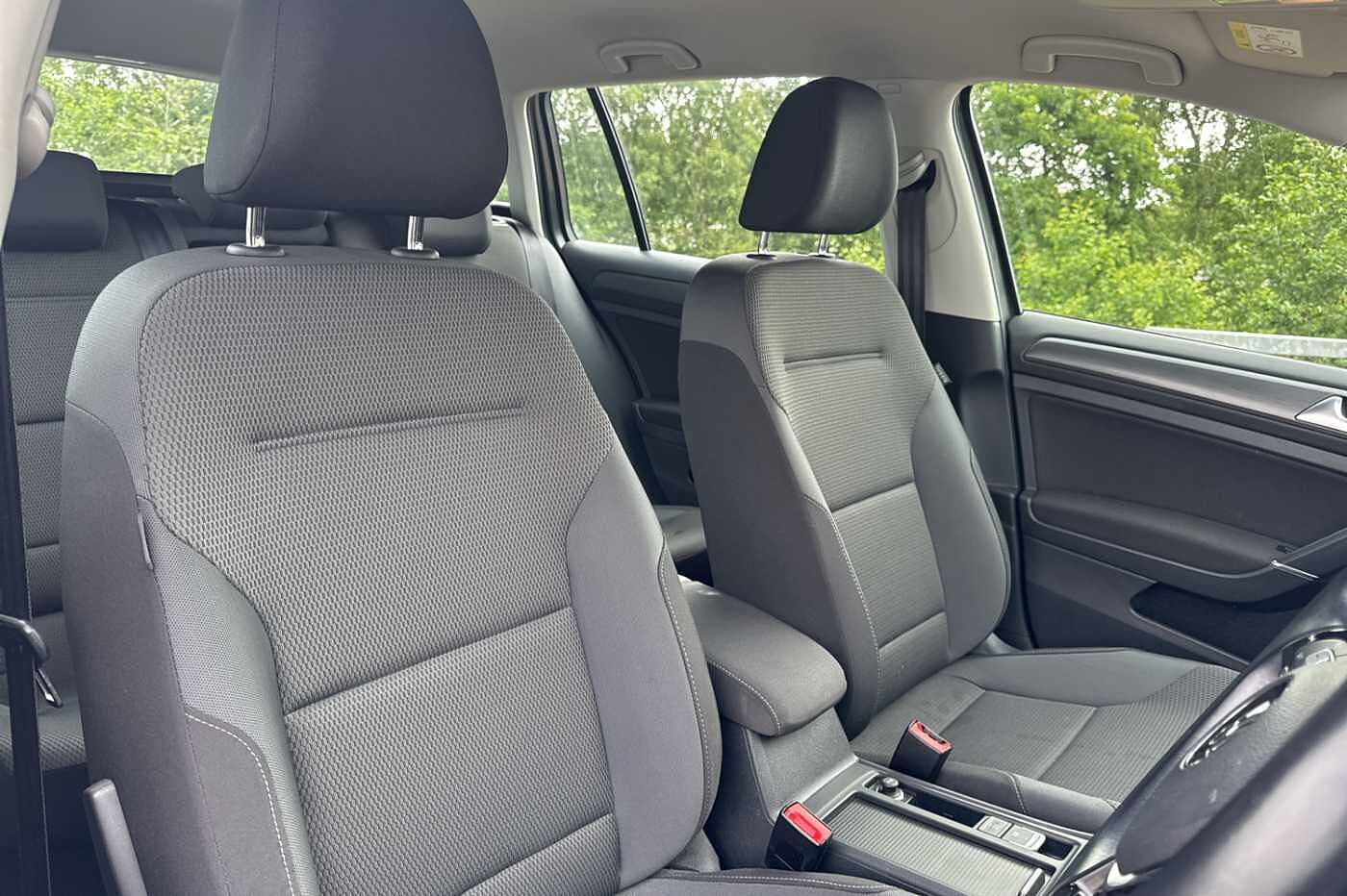 Volkswagen Golf Estate