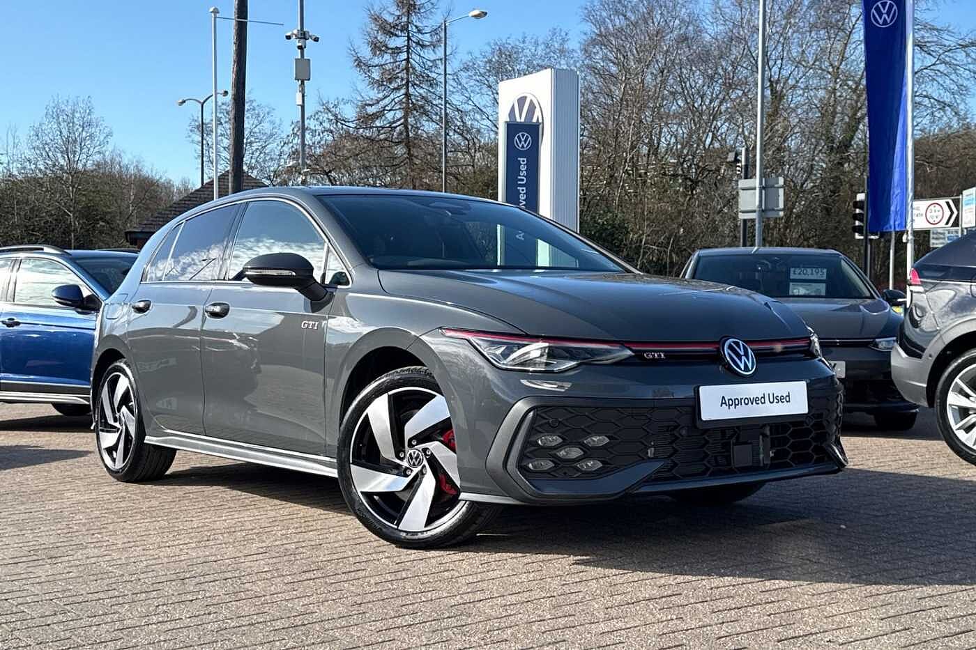 Volkswagen Golf GTI