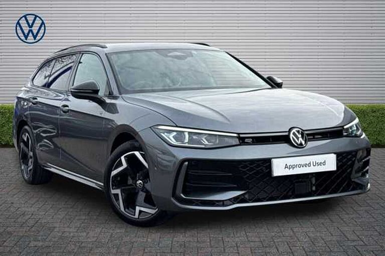 Volkswagen Passat 1.5 eTSI R-Line 5dr DSG