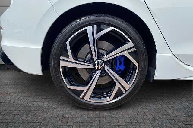 Volkswagen Golf R