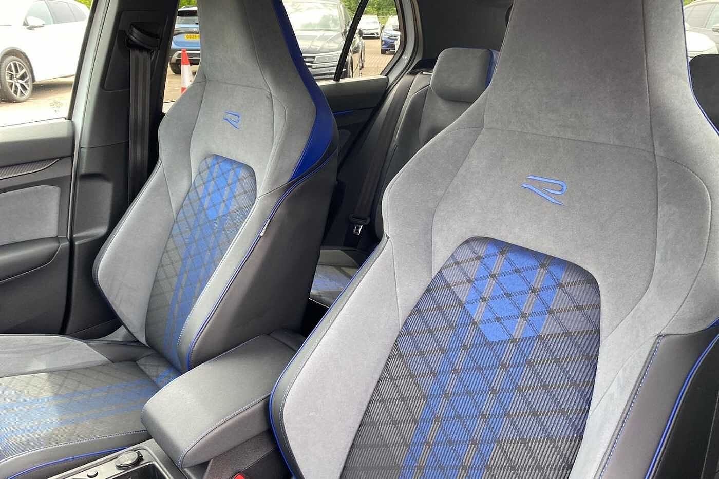 Volkswagen Golf R