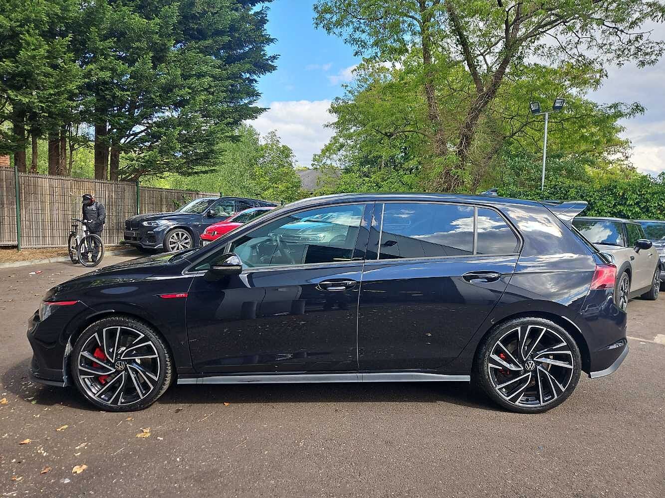 Volkswagen Golf GTI