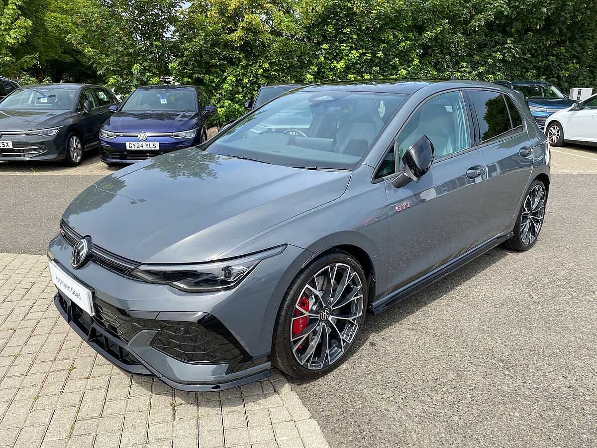 Volkswagen Golf GTI