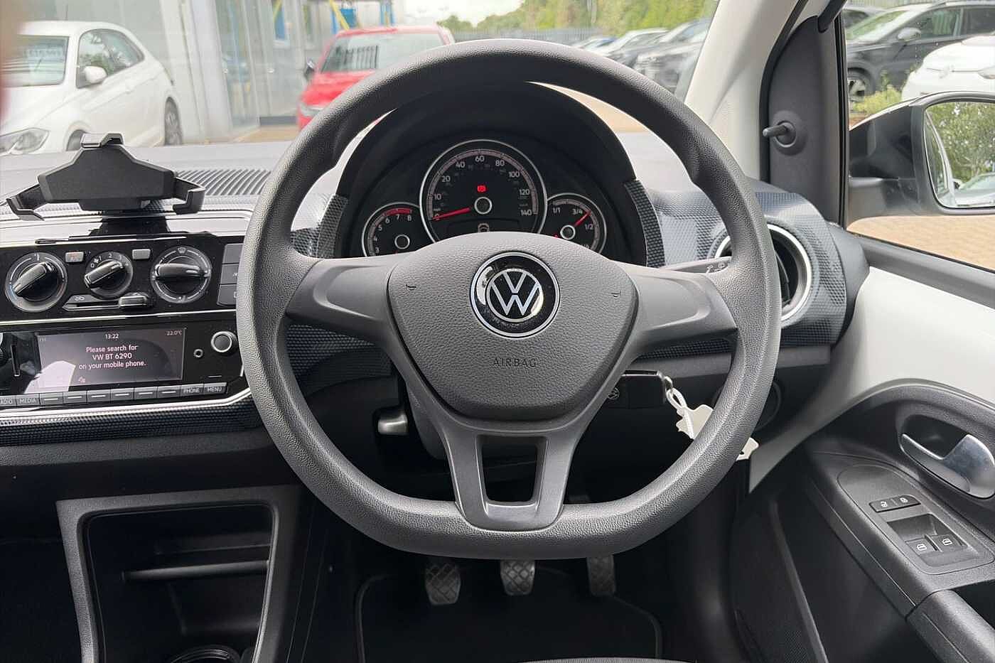 Volkswagen up!