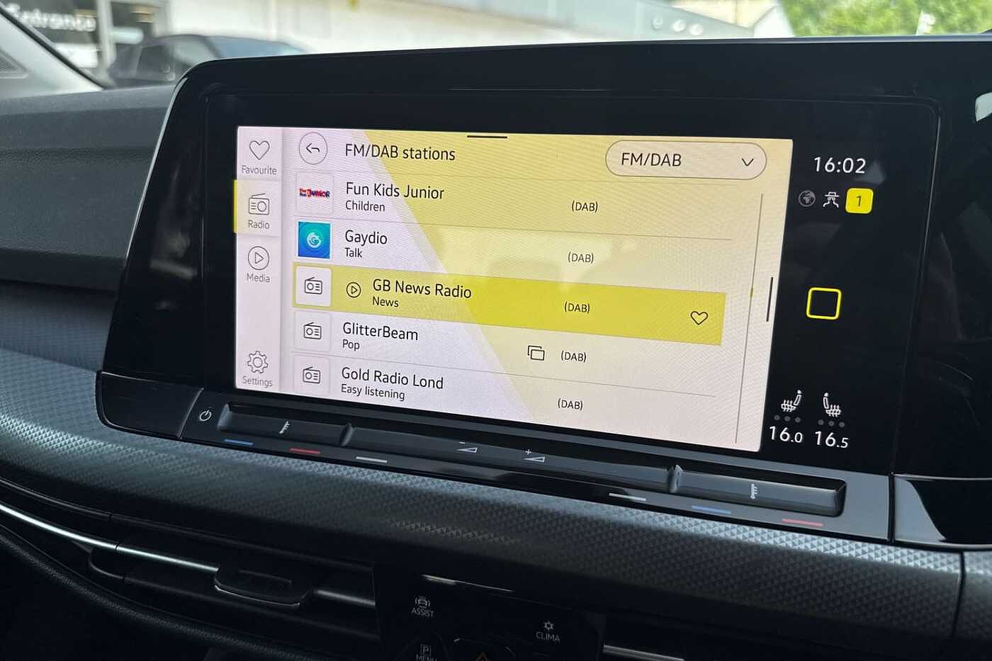 Volkswagen Golf