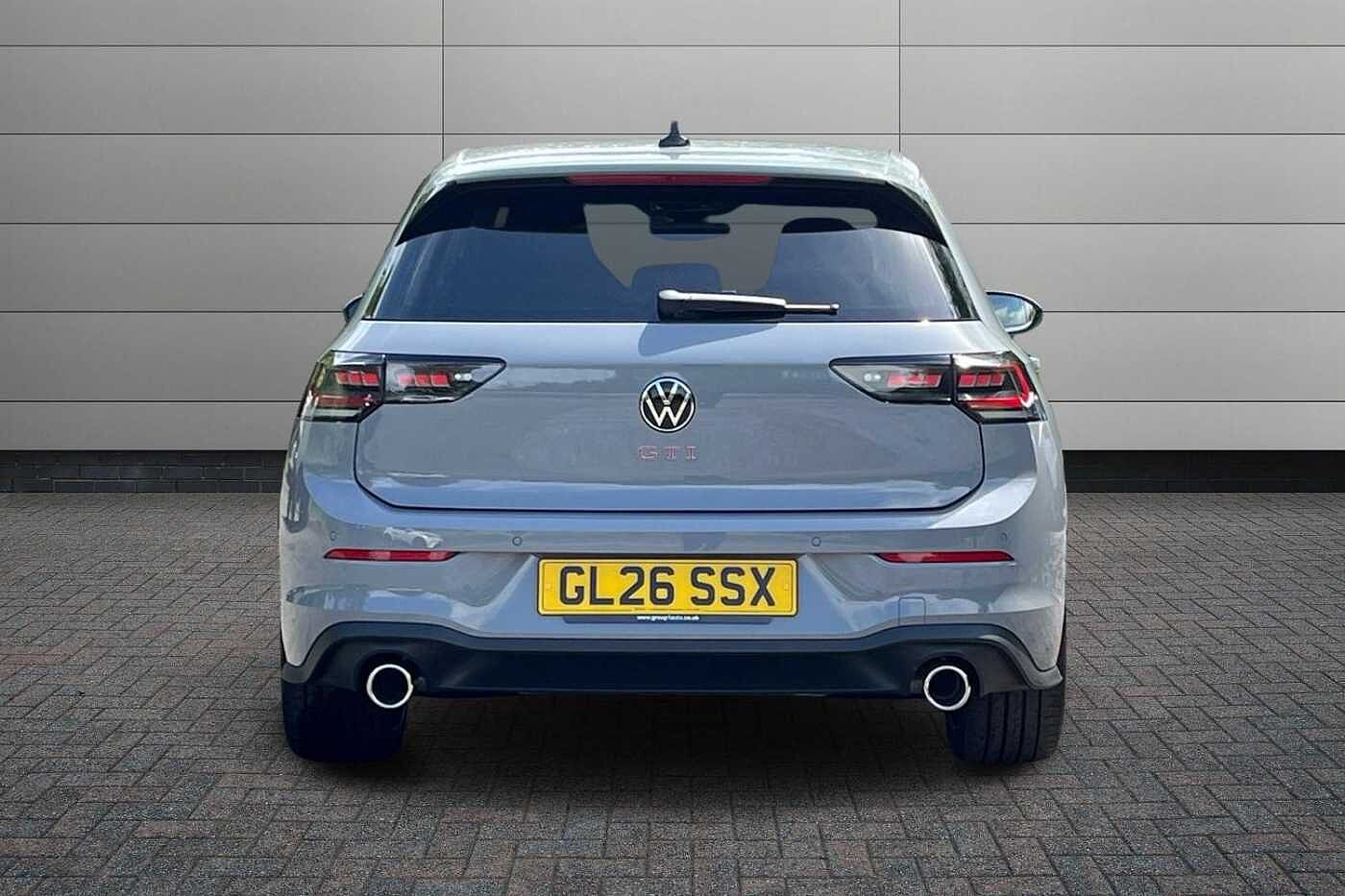 Volkswagen Golf GTI