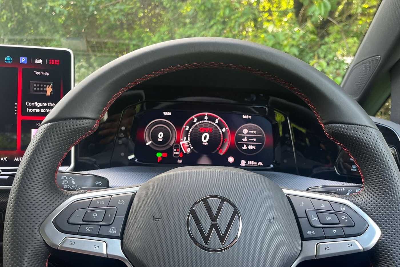 Volkswagen Golf GTI
