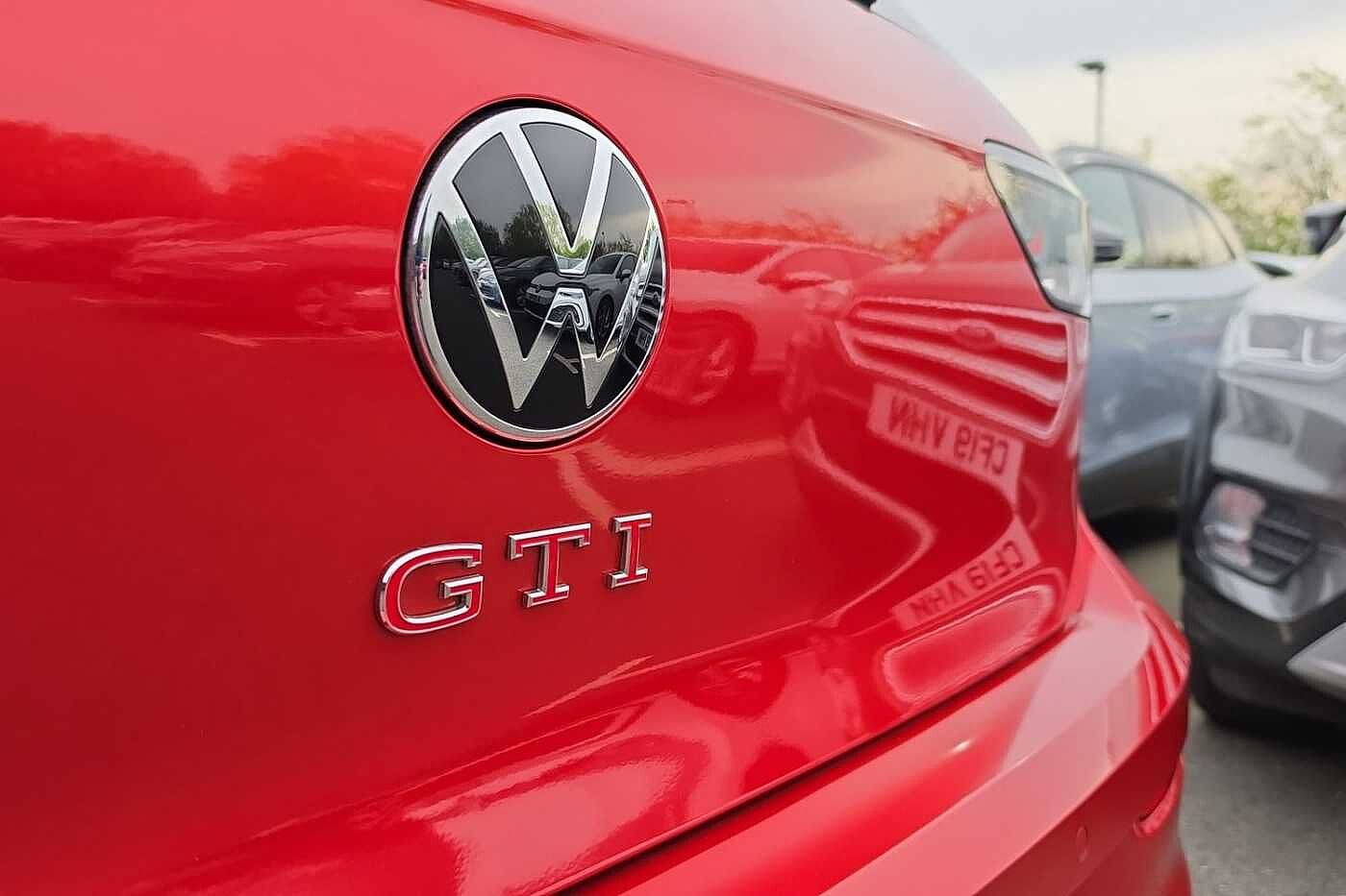Volkswagen Golf GTI