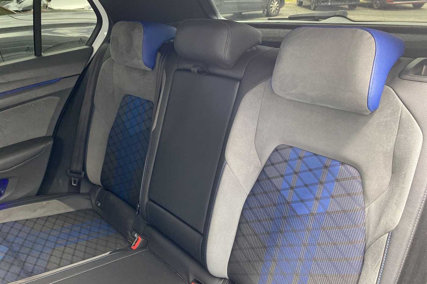 Volkswagen Golf R