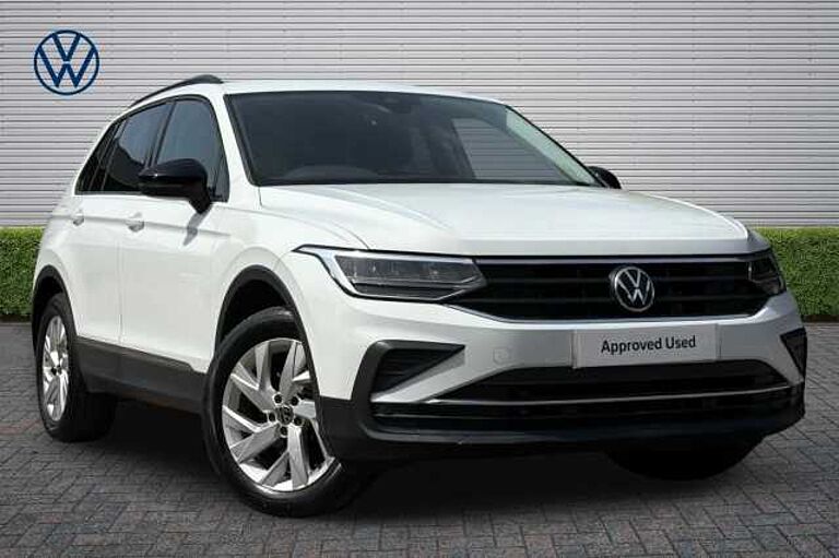 Volkswagen Tiguan 1.5 TSI Life SUV 5dr Petrol DSG Euro 6 (s/s) (150 ps)