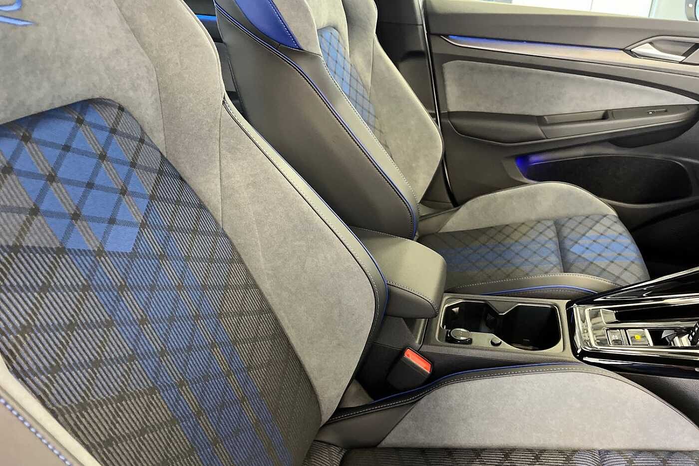 Volkswagen Golf R