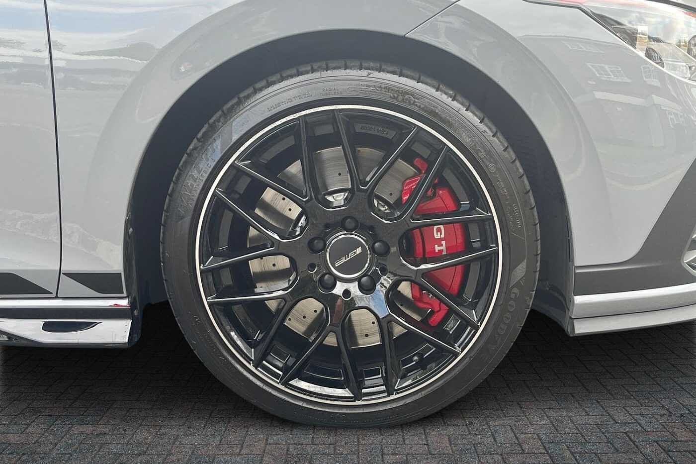 Volkswagen Golf GTI