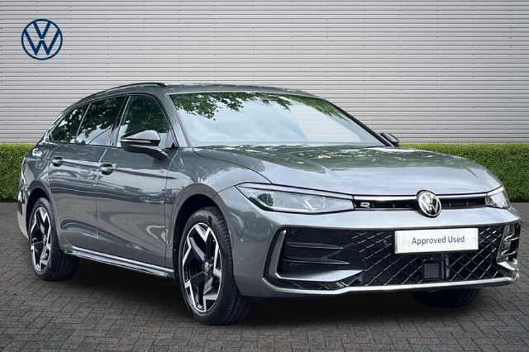 Volkswagen Passat 1.5 eTSI R-Line 5dr DSG