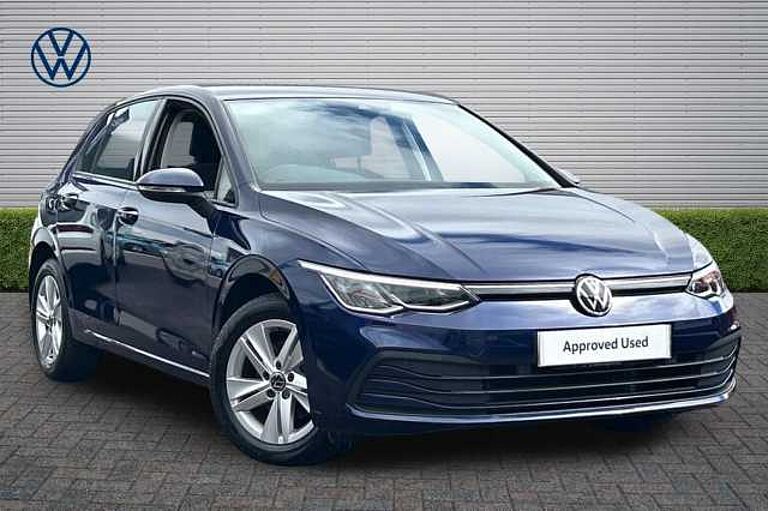 Volkswagen Golf 1.0 TSI Life 5dr