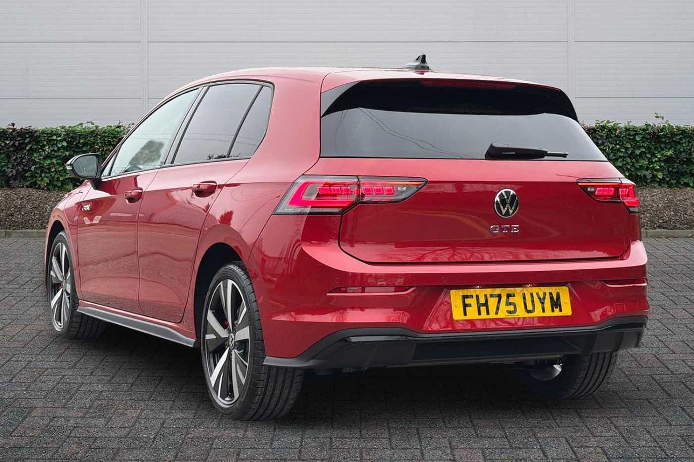 Volkswagen Golf GTE