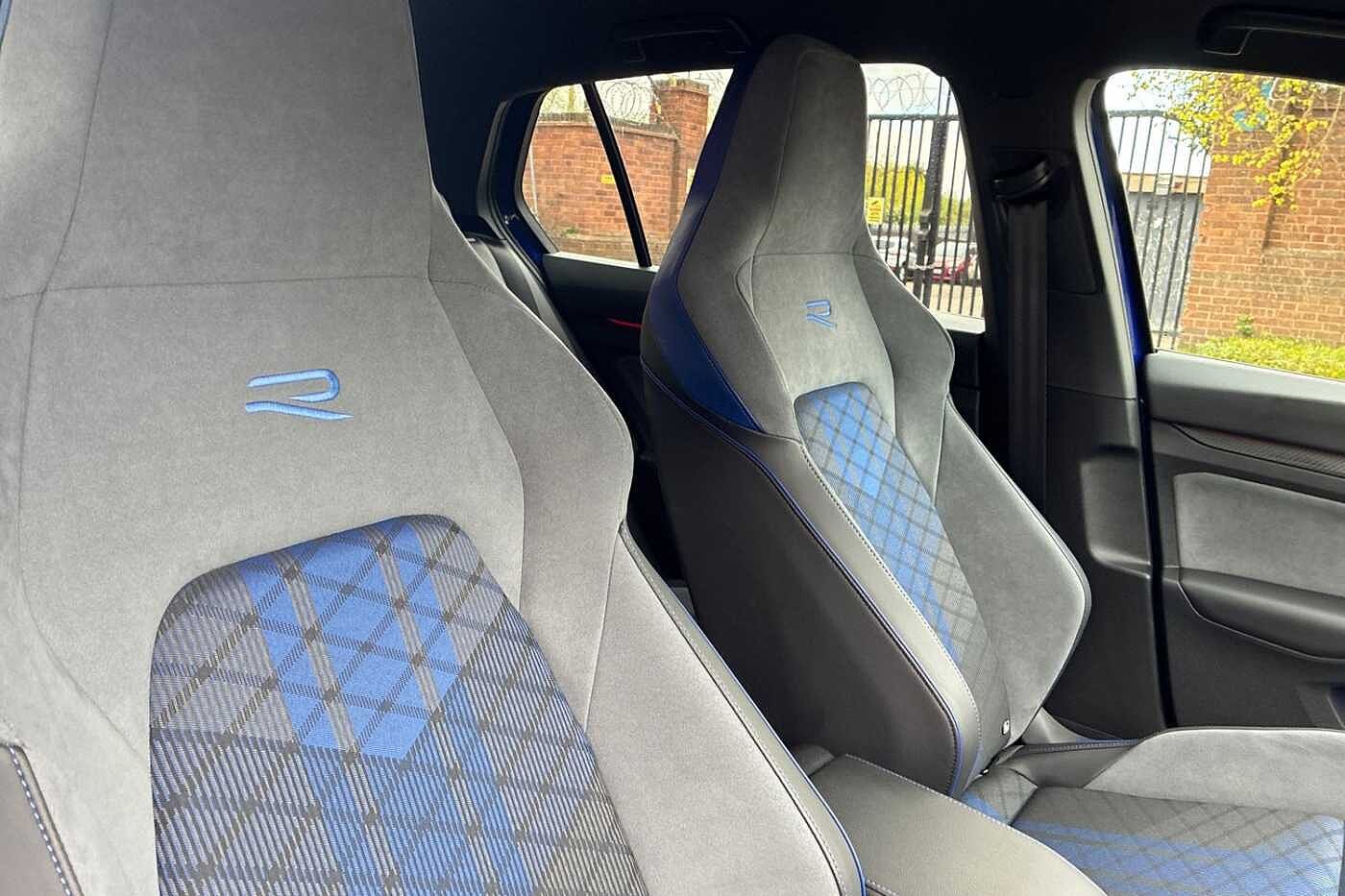 Volkswagen Golf R