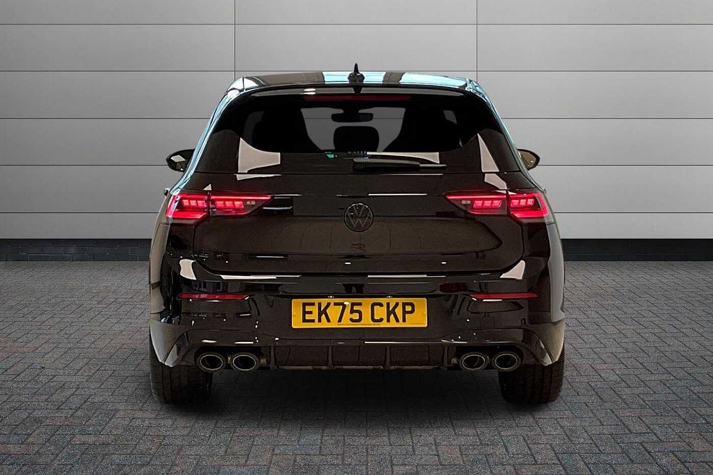 Volkswagen Golf R
