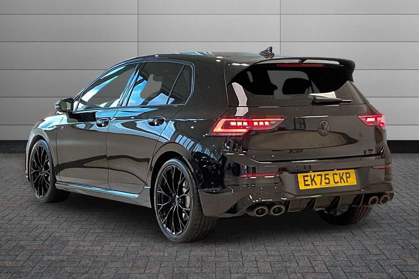 Volkswagen Golf R