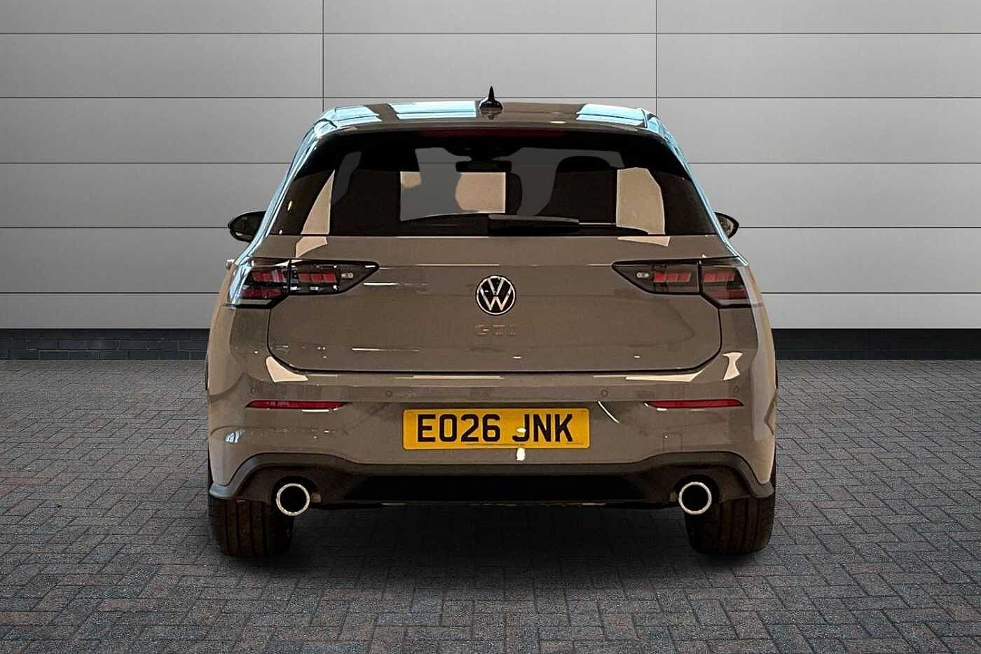 Volkswagen Golf GTI