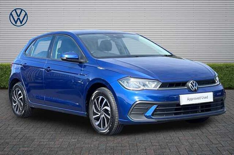Volkswagen Polo 1.0 TSI Life 5dr - FRONT & REAR PARKING SENSORS