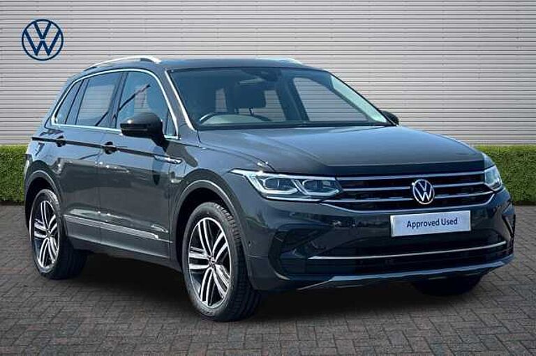 Volkswagen Tiguan 1.5 TSI 150 Elegance 5dr DSG - PANORAMIC SUNROOF, HEATED SEATS