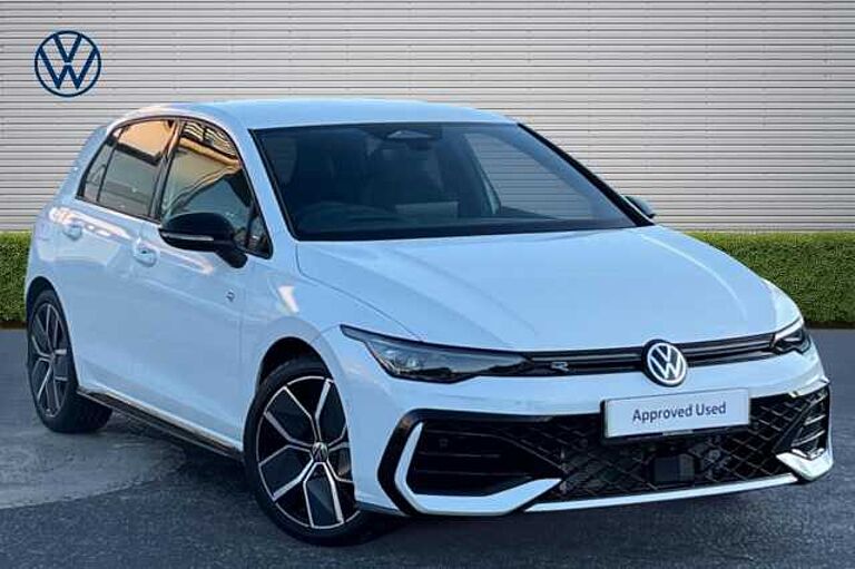 Volkswagen Golf Golf Hatch Black Edition 1.5 TSI 150 PS 6-Speed Manual 5 Door
