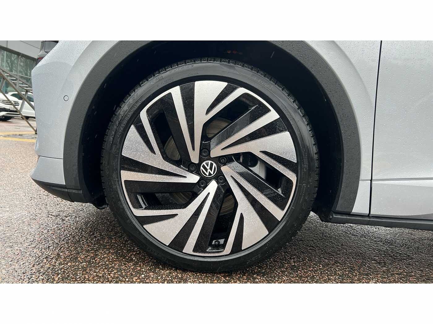 Volkswagen ID.5