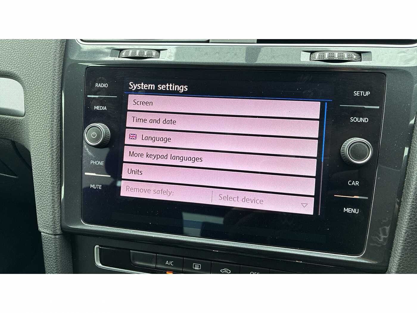 Volkswagen Golf