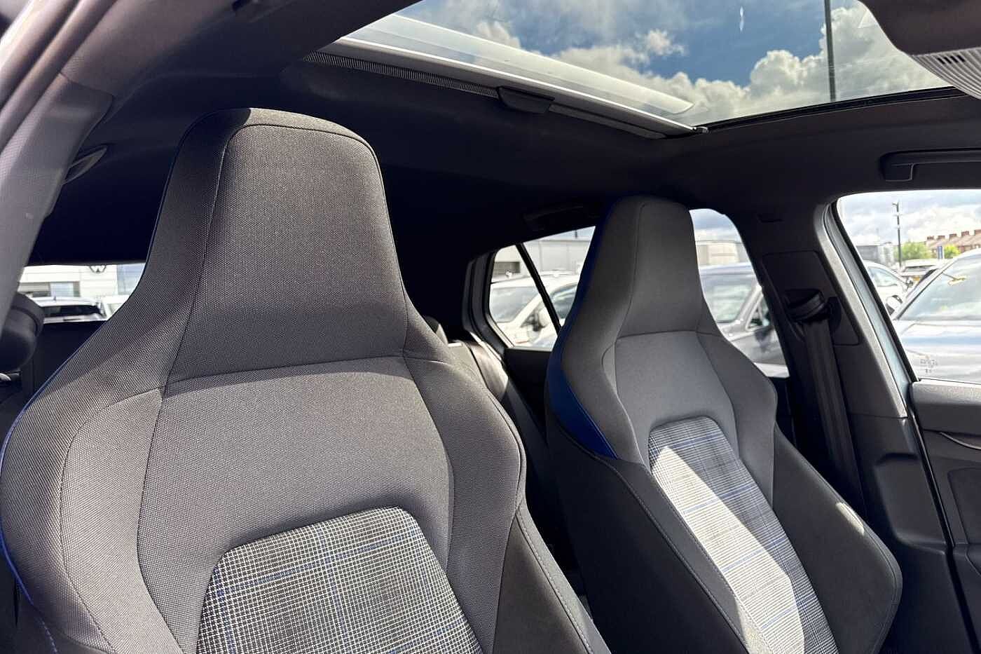 Volkswagen Golf GTE