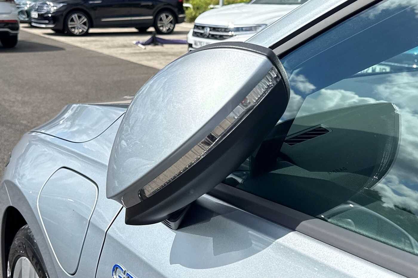 Volkswagen Golf GTE
