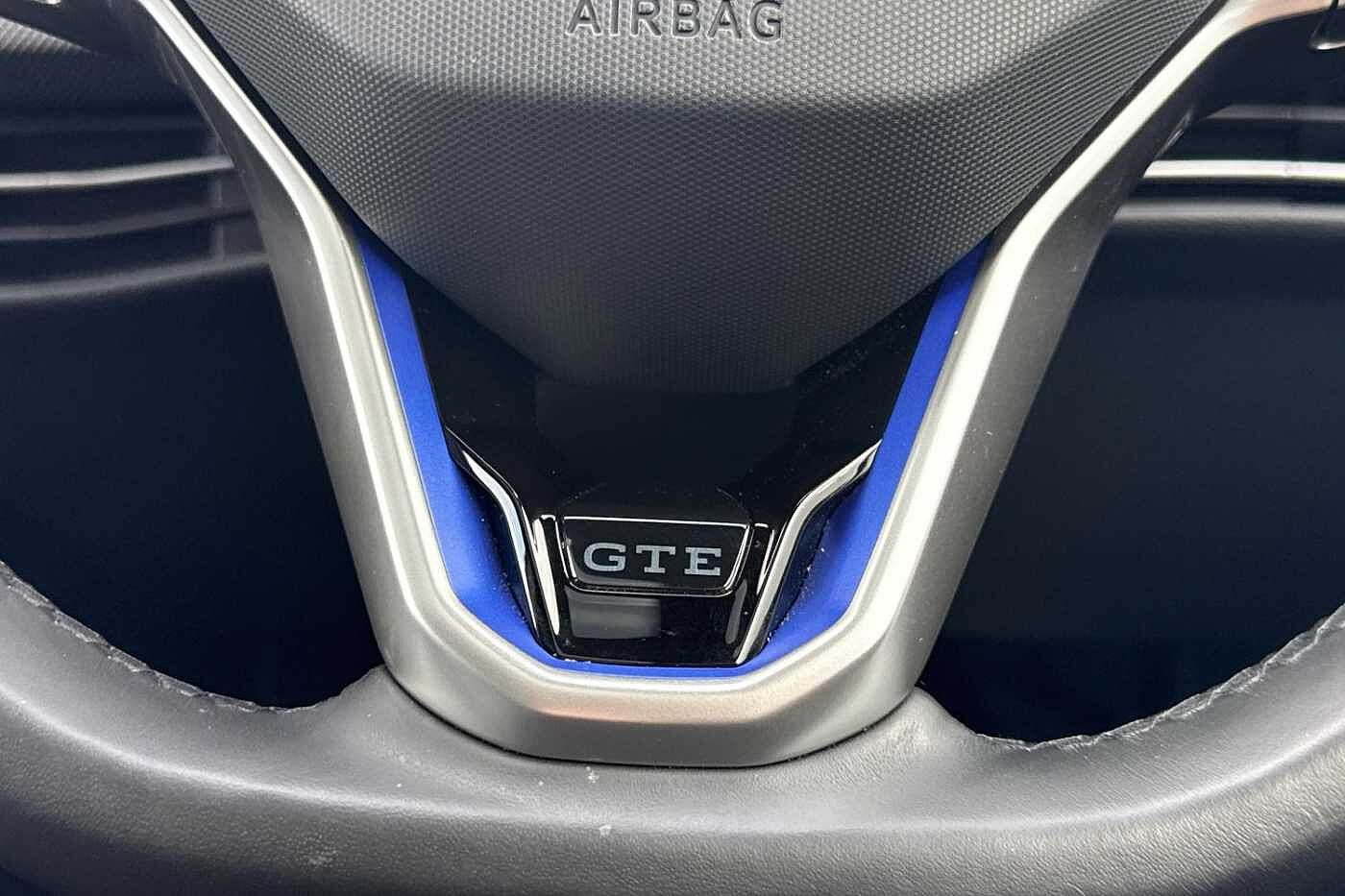 Volkswagen Golf GTE