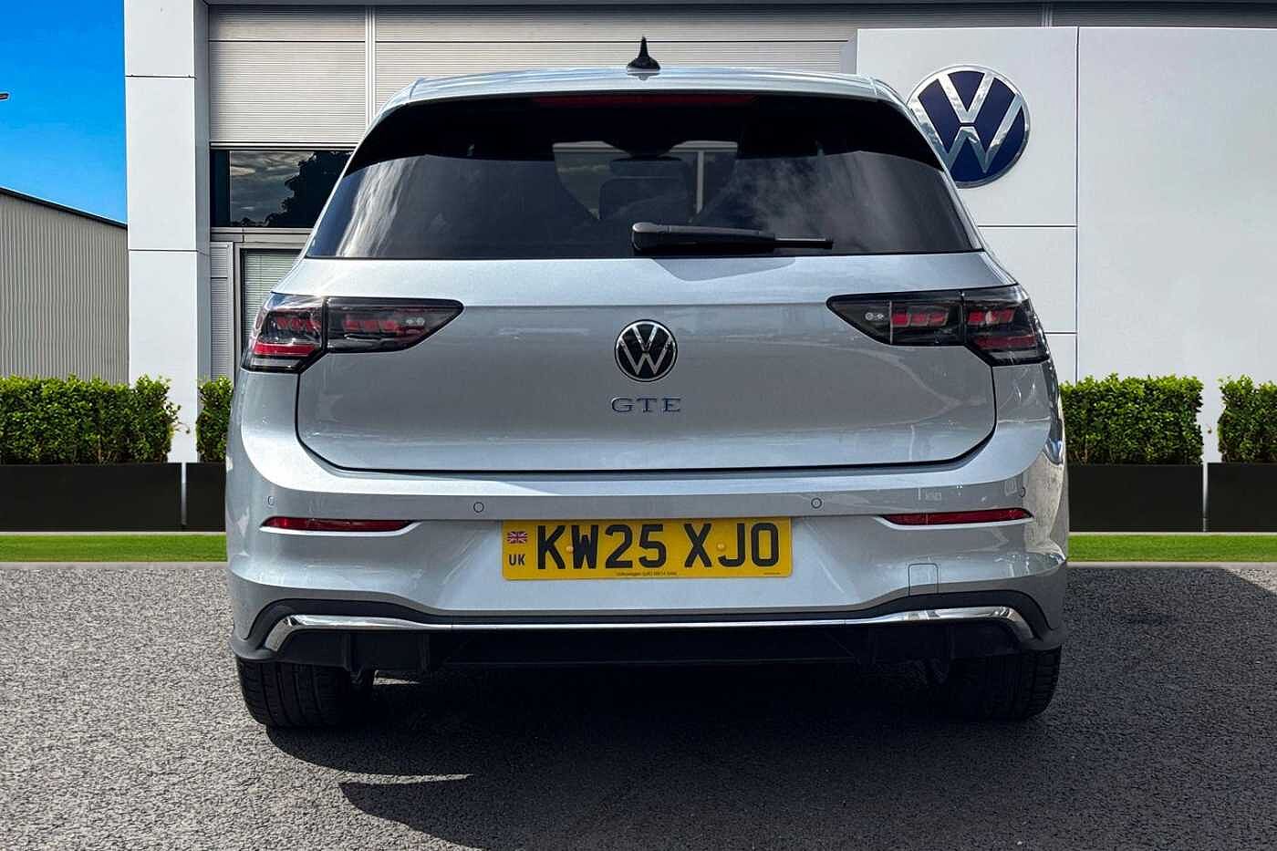 Volkswagen Golf GTE