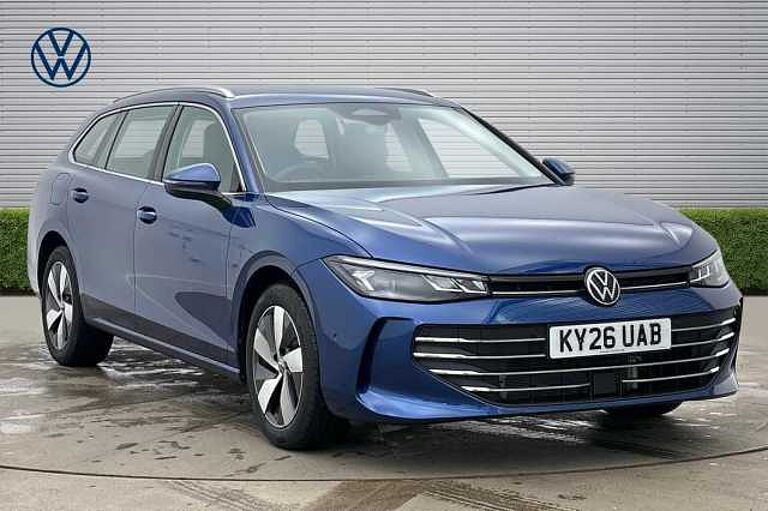 Volkswagen Passat 1.5 TSI eHybrid Life 5dr DSG **VAT QUALIFYING, DELIVERY MILES**